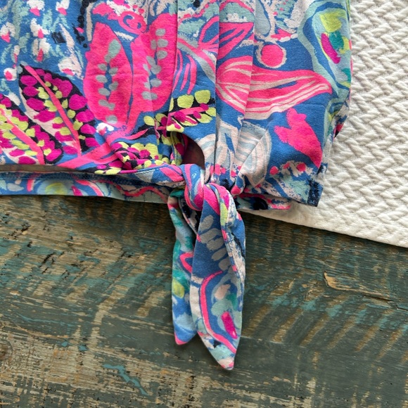 Lilly Pulitzer Women Small Blouse Tie at Bottom Pink Blue White 3/4” Sleeves - Picture 4 of 9